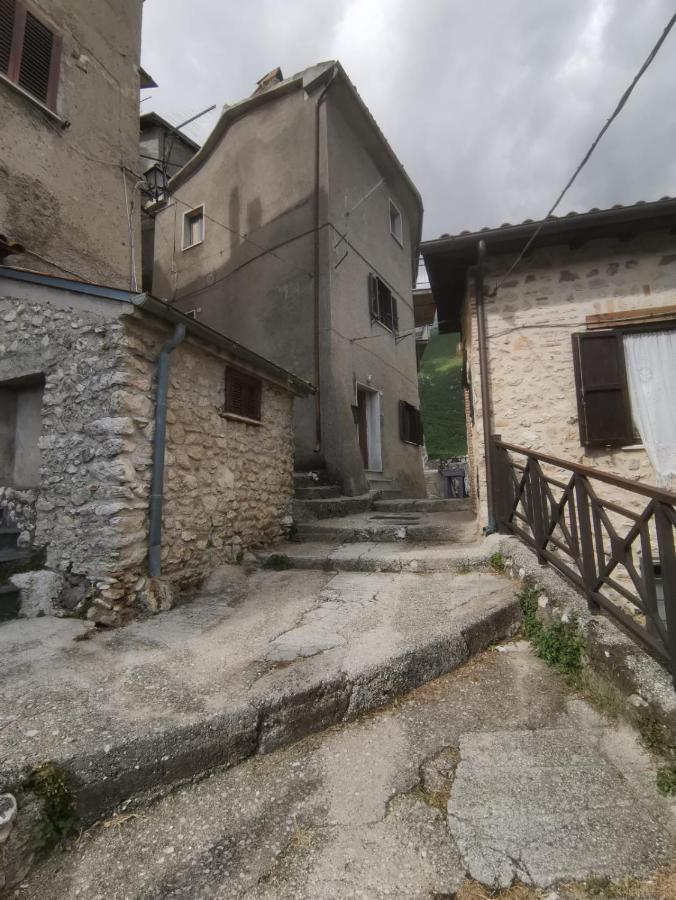 Vila Il Torrione Poggio Bustone Exteriér fotografie