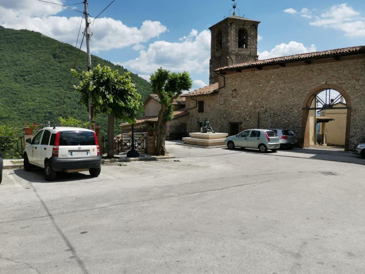 Vila Il Torrione Poggio Bustone Exteriér fotografie