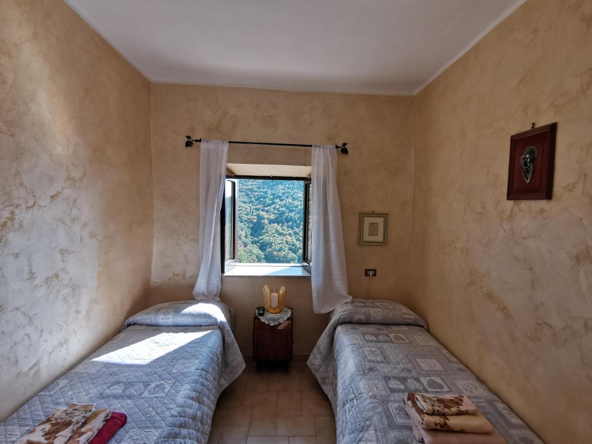 Vila Il Torrione Poggio Bustone Exteriér fotografie