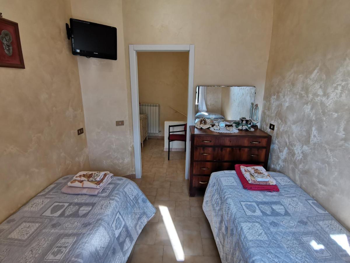 Vila Il Torrione Poggio Bustone Exteriér fotografie