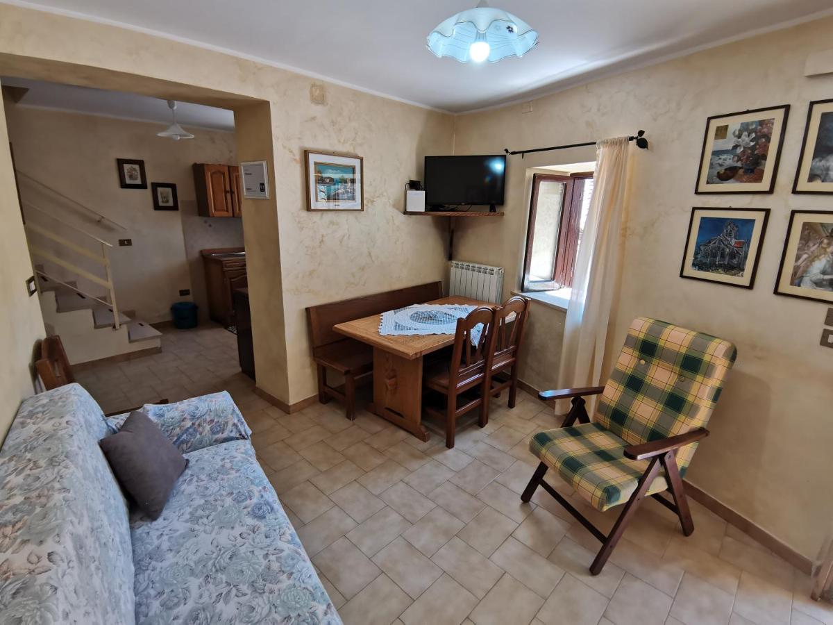 Vila Il Torrione Poggio Bustone Exteriér fotografie