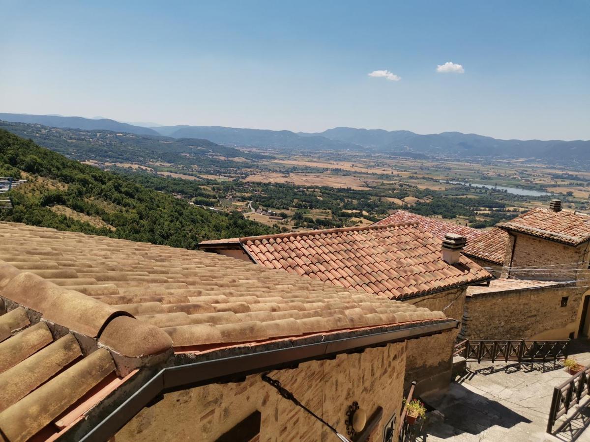 Vila Il Torrione Poggio Bustone Exteriér fotografie